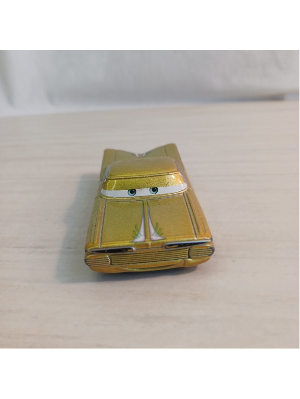 Disney Pixar Cars Yellow Ramone 1959 Chevrolet Impala Diecast Loose. - Picture 2 of 6